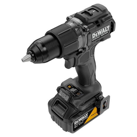 DEWALT drill, photography category, SKUs DCD86MP2T-QW and DCD86MP2T shown. Cordless, special edition.
