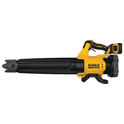 DEWALT cordless handheld leaf blower with black and yellow body, battery attached on top, side view.