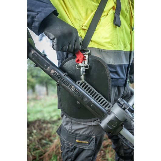 DEWALT brushless tool close-up, harness and clip. SKUs: DCMST911N, DCMST911N-XJ.