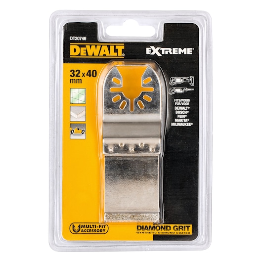 DEWALT DT20746 Extreme diamond grit multi-fit accessory blade in retail packaging, 32x40mm.